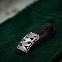 Bold & Stylish Silver Mesh Bracelet for Men – Modern Design with Timeless Strength