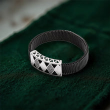 Bold & Stylish Silver Mesh Bracelet for Men – Modern Design with Timeless Strength
