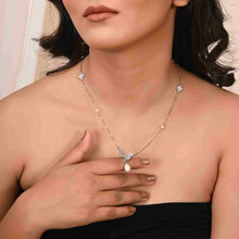 Butterfly Elegance Pendant in 925 Sterling Silver with Cubic Zirconia – Grace That Takes Flight-Model