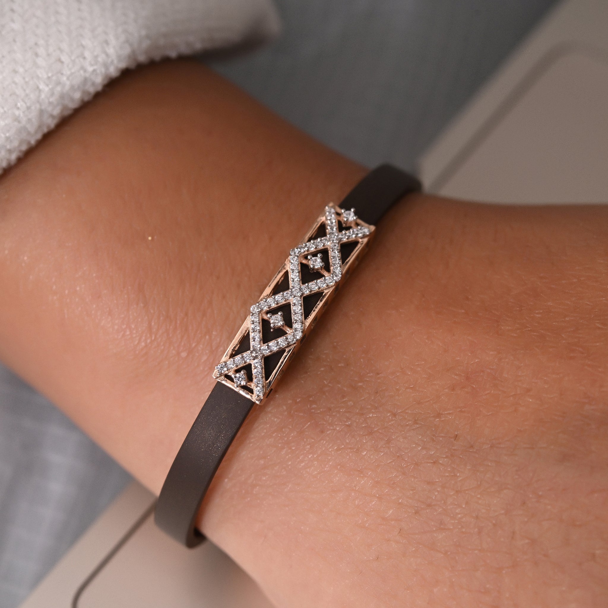 Noir Grace Bracelet