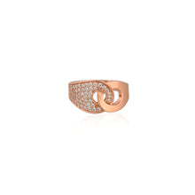 Rose Gold-Plated Silver Ring with Cubic Zirconia – A Sparkling Symbol of Style & Connection