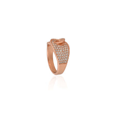 Rose Gold-Plated Silver Ring with Cubic Zirconia – A Sparkling Symbol of Style & Connection