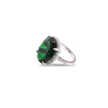 Enchanting Emerald Green Cubic Zirconia Silver Ring – A Bold Blend of Luxury and Elegance