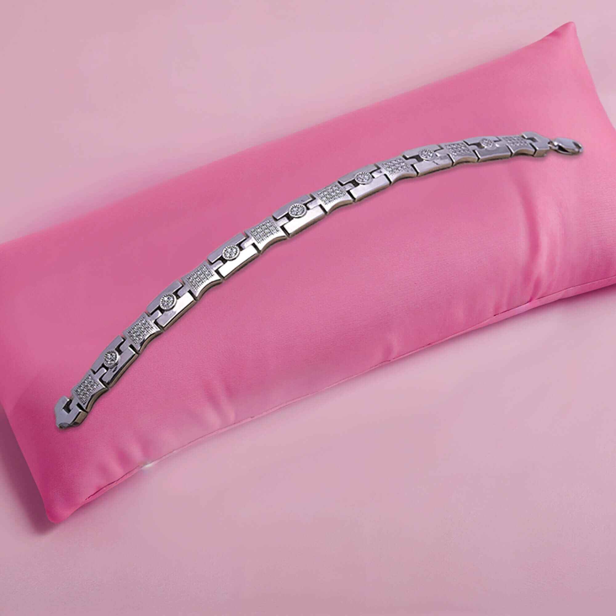 Timeless Brilliance: 925 Sterling Silver Cubic Zirconia Bracelet for Everyday Elegance