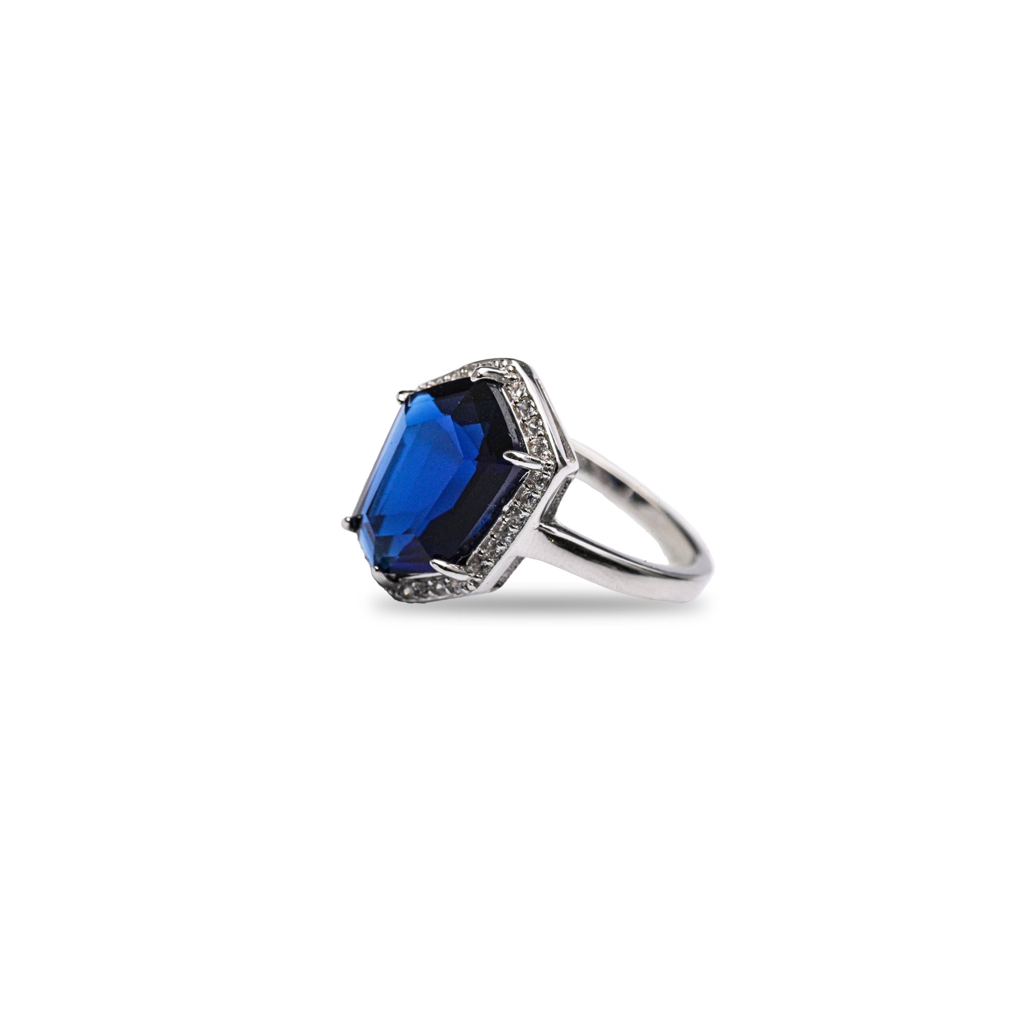 The Dusky Blues Women Unshaped Silver Stone Ring